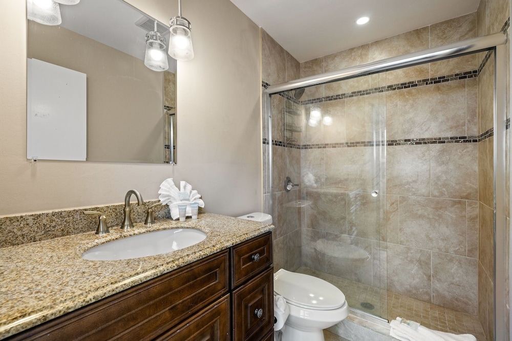 21381 Widgeon Point 6 Bedroom Estate