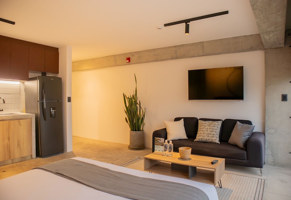 w Scenic 1BR w Terrace in Barranco