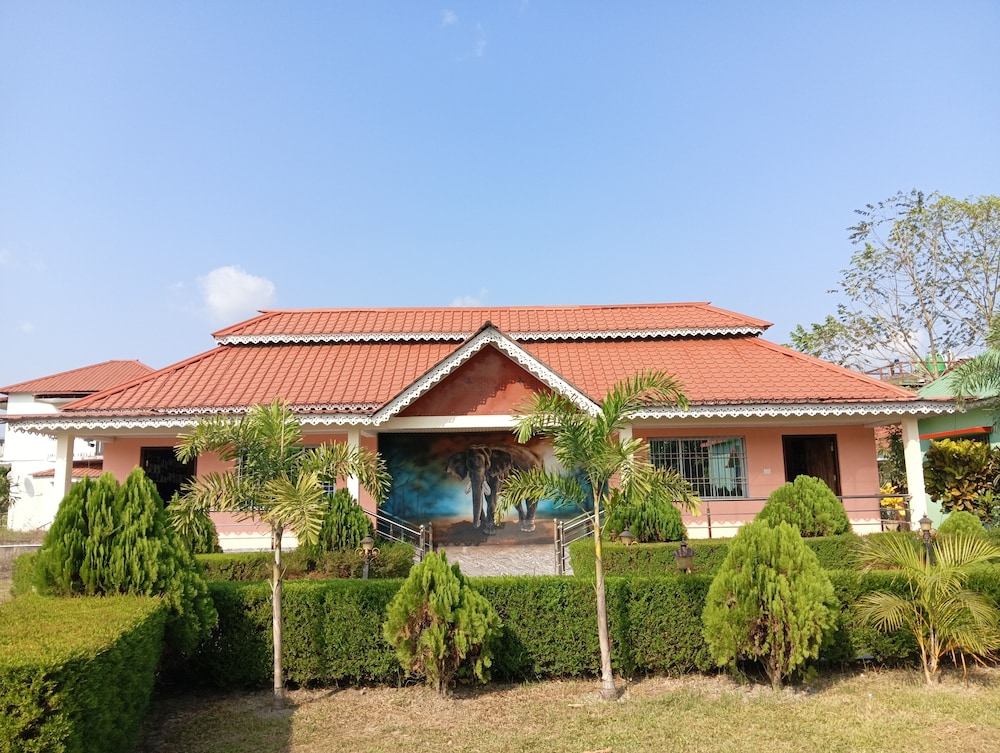 RESORT RUPKATHA