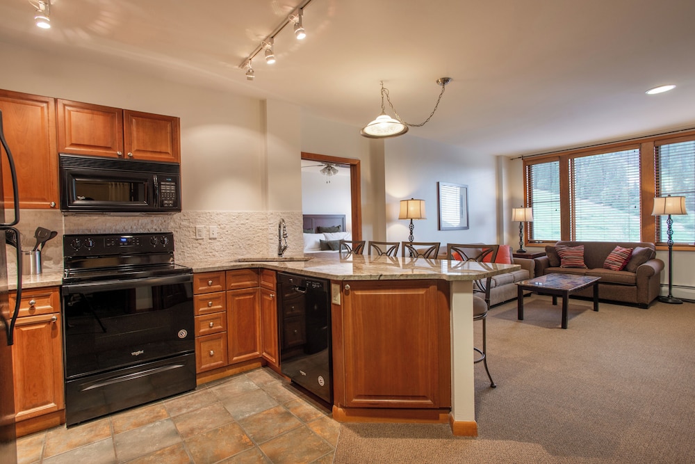 Winter Park Resort Lodging - Zephyr Mountain Condos