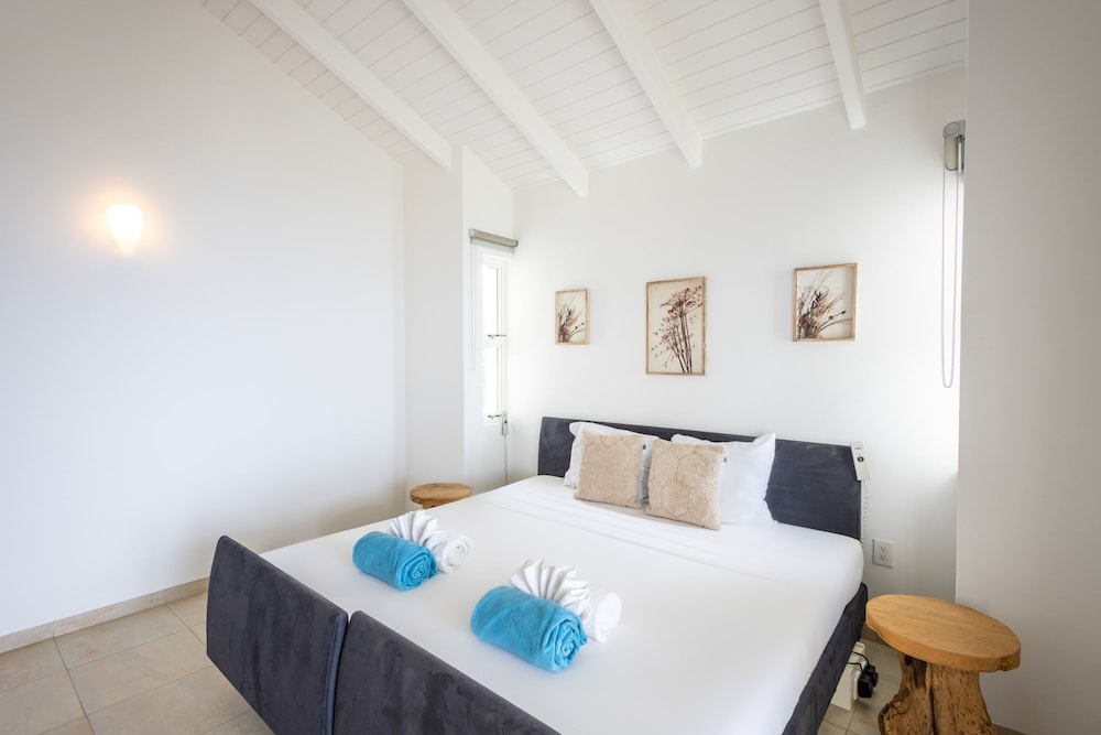 Shoreline Harmony at Villa Solana