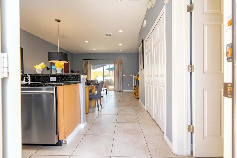 Cozy 2Bd Spa/Jacuzzi Close To Disney @ Encantada 3029