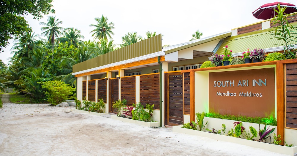 South Ari Inn