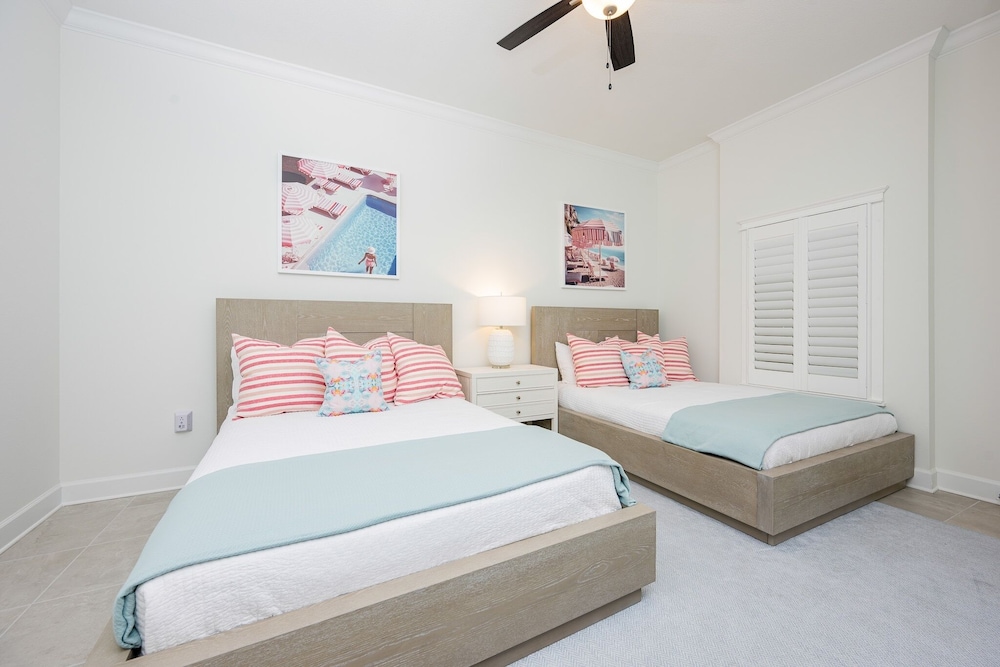 Phoenix Gulf Towers 1807 3 Bedroom Condo