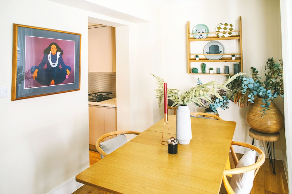 Accomodo London South Kensington - Elegant 3 Bedroom Apartments near Museums