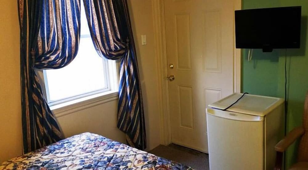 A Voyageur's Guest House