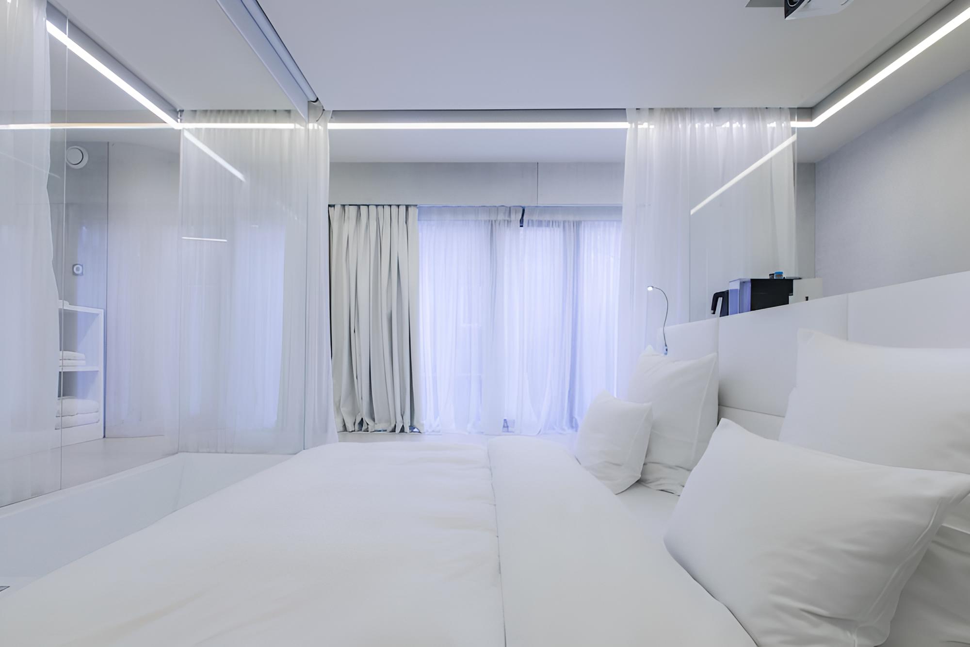 The Grove Design Hotel