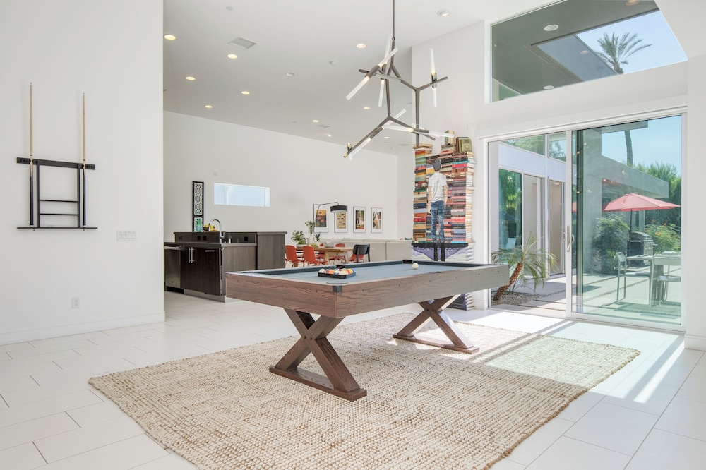 The Polo Villas by AvantStay – Modern Oasis Near Empire Polo Club