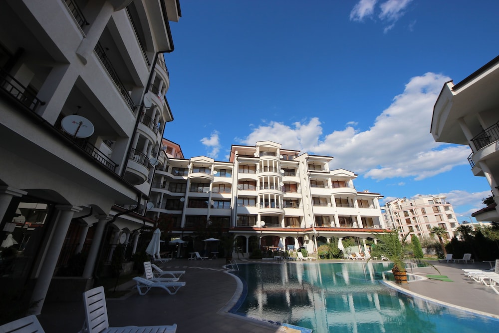 Menada Chateau Valon Apartments