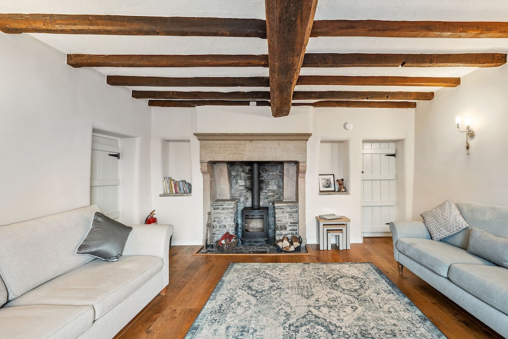 Host Stay Ivy Farm House - Wetton