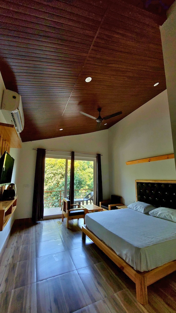 The Greenwich Resort