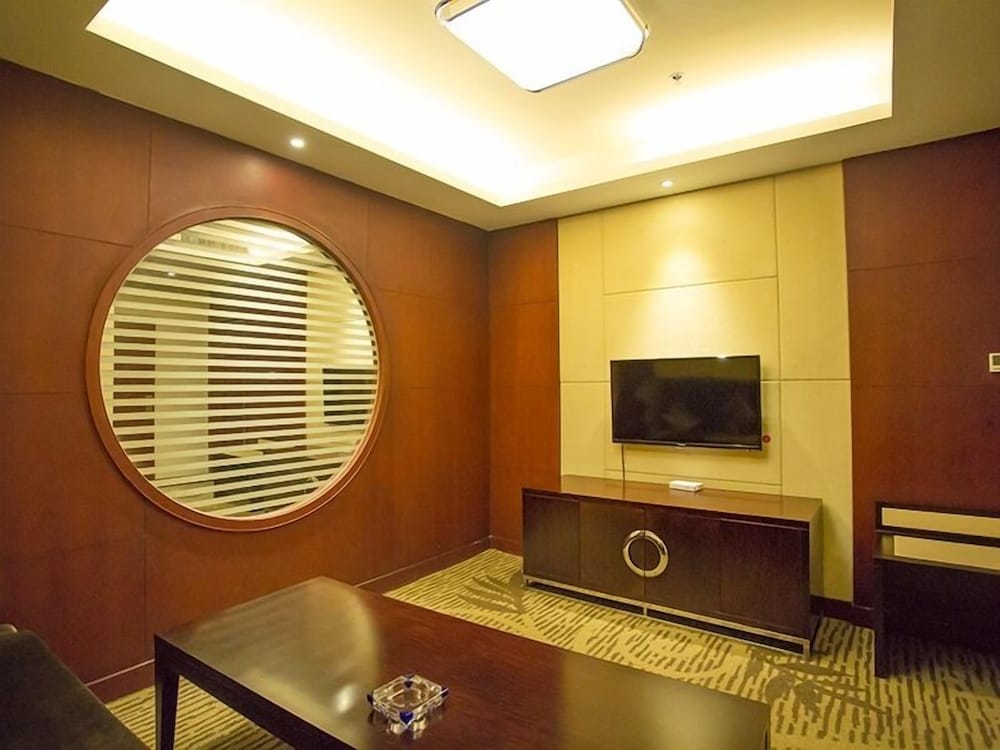GreenTree Alliance Chuzhou Laian County Development District Jingyi Road Hotel.