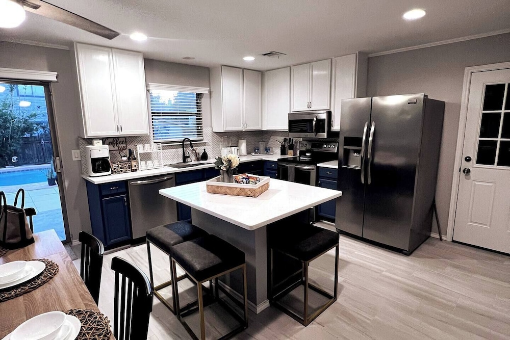 Tulum Stay at Austin by The Key Rentals