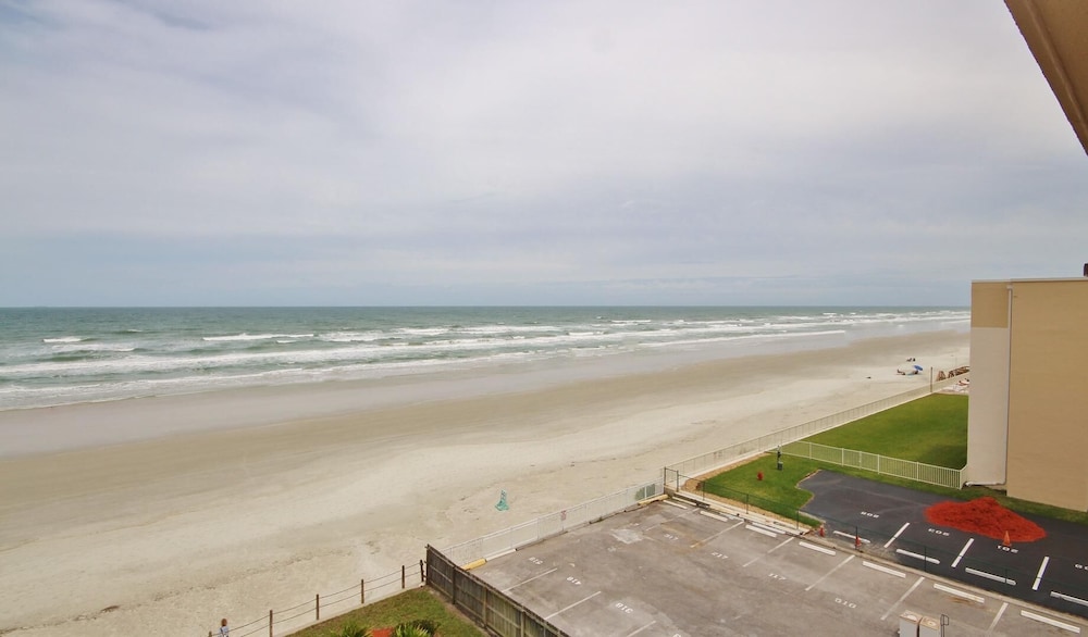 Sea Coast Condominium 518