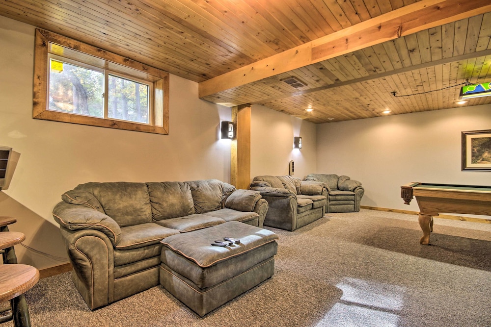 Deck w/ Private Hot Tub: Lakefront Raystown Cabin! view 4