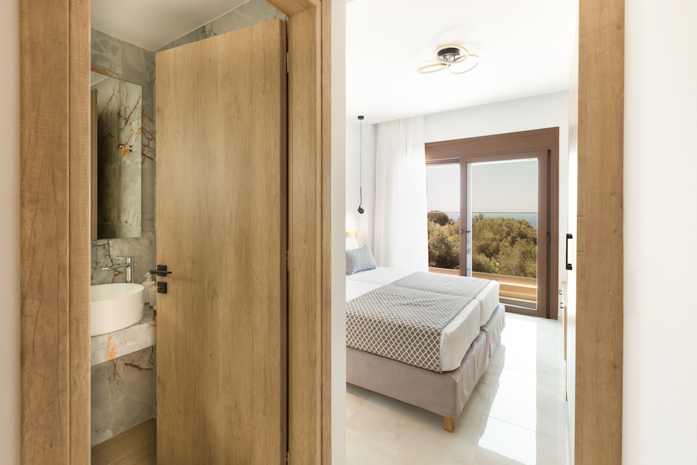Villa Santa Irini 1 - With Heated Pool