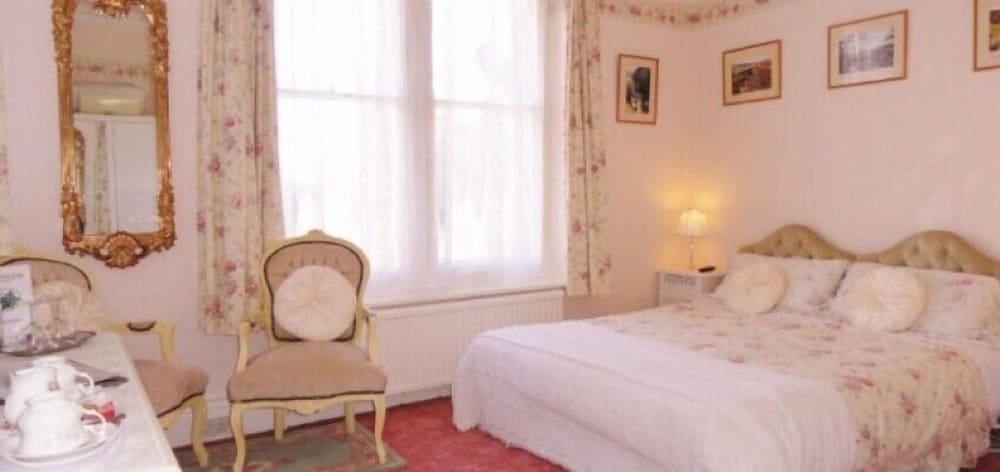 Braemar Guest House