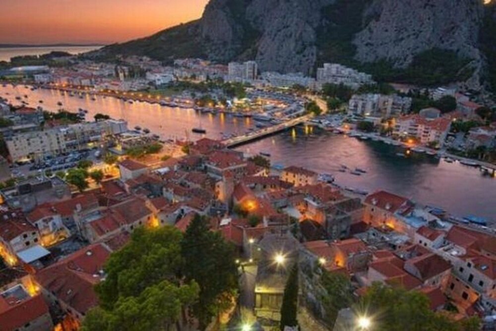Apartment Stipic Omis - Three Bedroom Apartment With Terrace view 3