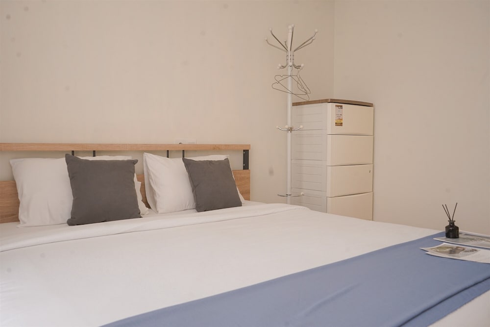 Best Deal and Comfortable 2BR Sky House BSD Apartment