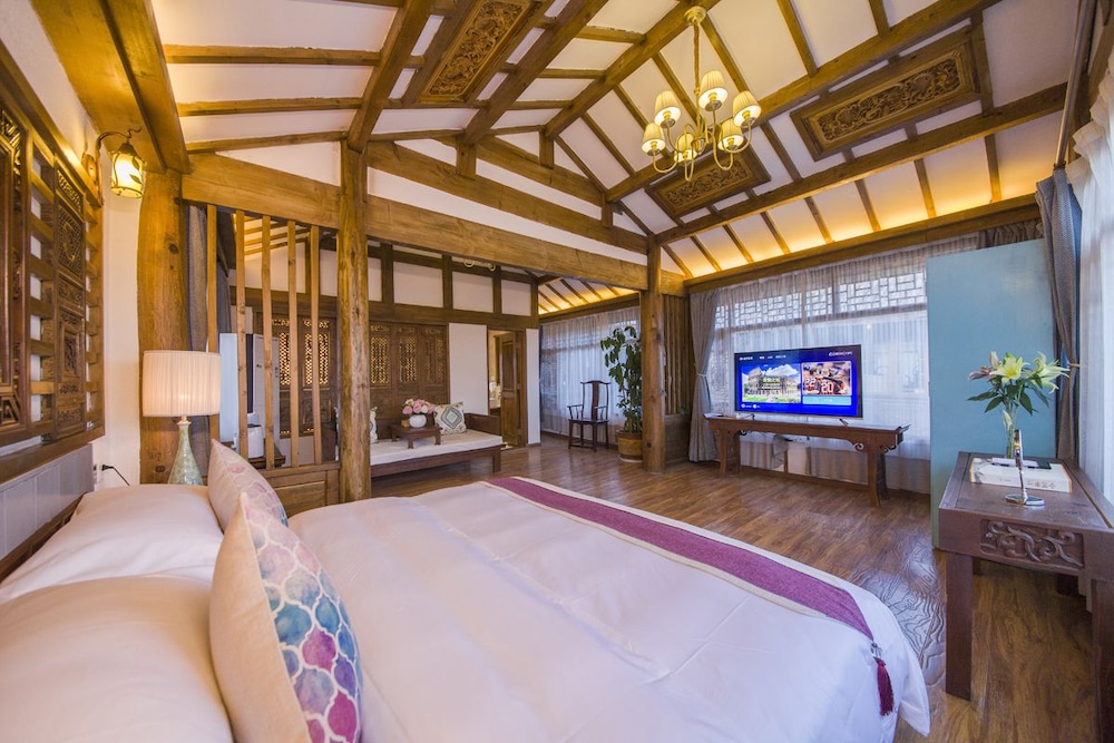 Hua Zhu Fansu Yunju Homestay