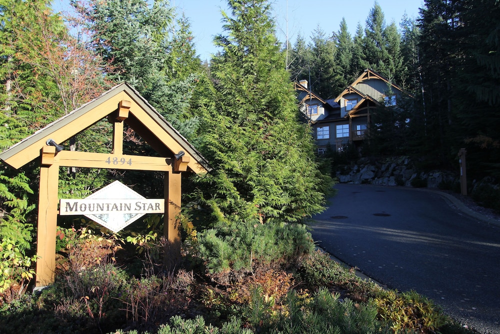 Mountain Star by Whistler Retreats - Image 4