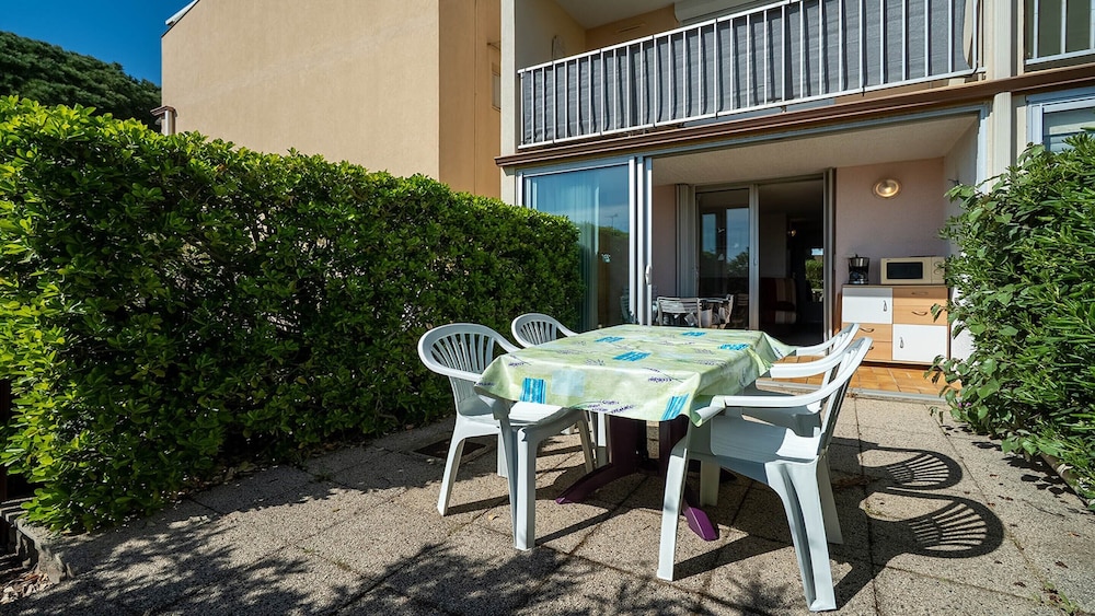 Apartment in Agde for Four Guests
