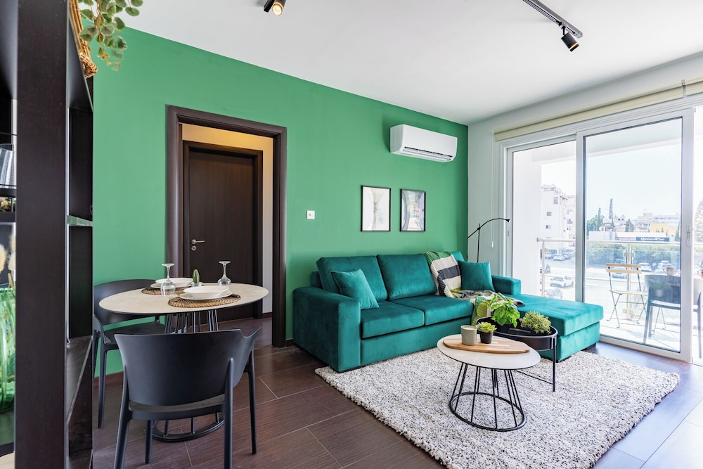 Harbor Apartments in Larnaca