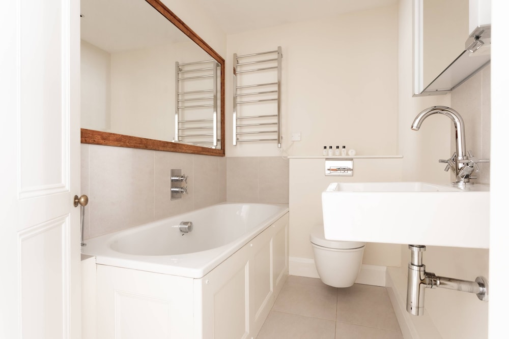Drayton Gardens VI by Onefinestay