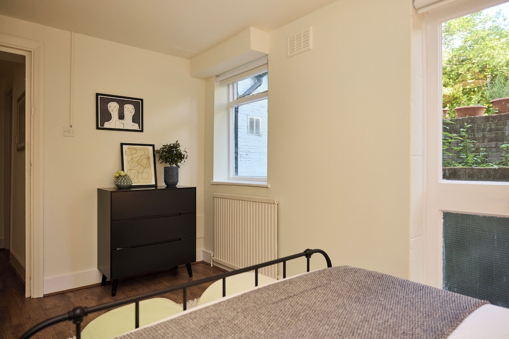 The Archway Garden Flat