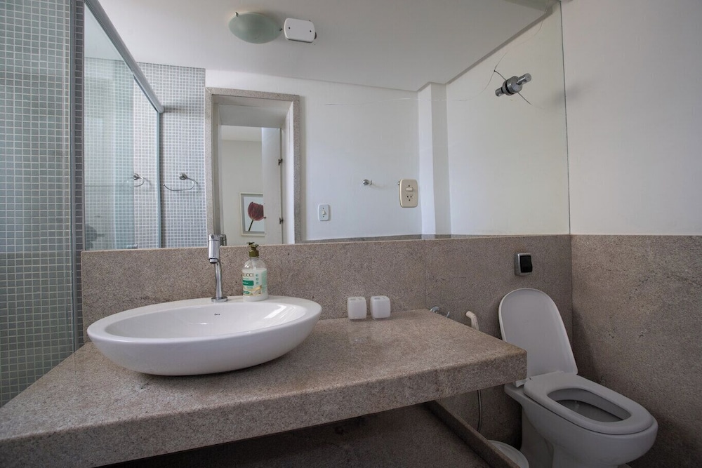 Apto Pet Friendly com 3 Su tes e Vista Para o Mar