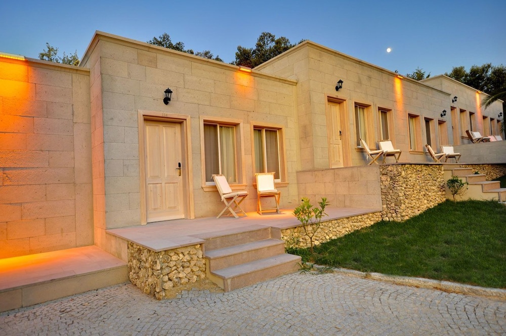 Oliviera Private Island Hotel – Kalem Island