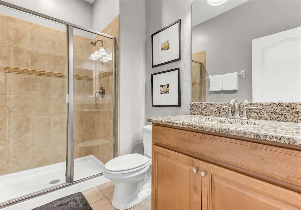 Paradise 4Bd w Private Pool Waterpark 8951