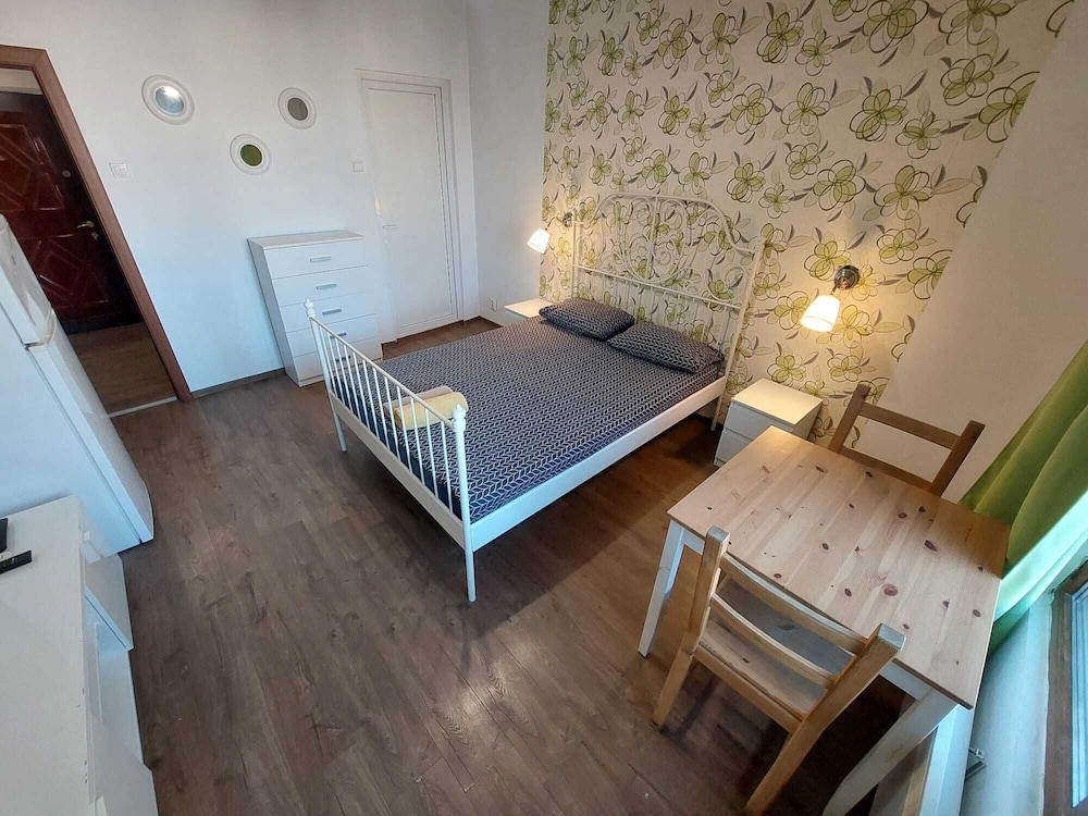 Vasile Apartment studio