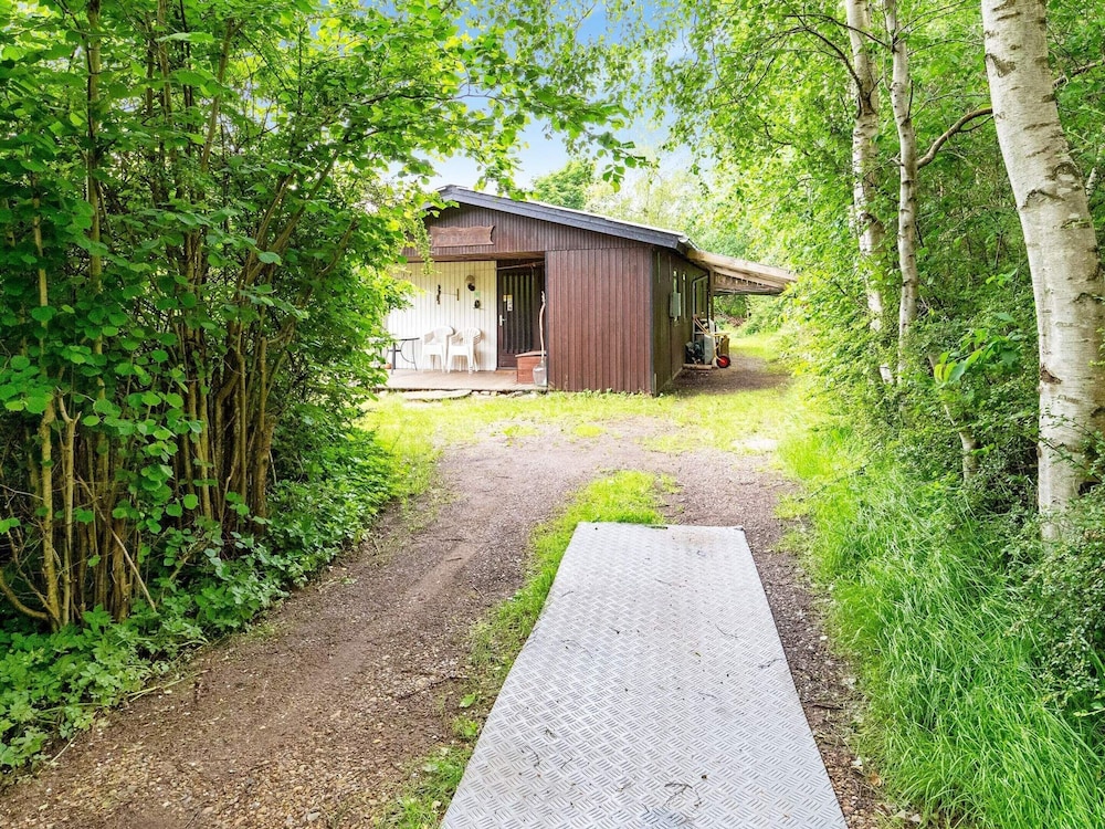 Lovely Holiday Home in SpÃ¸ttrup near Sea