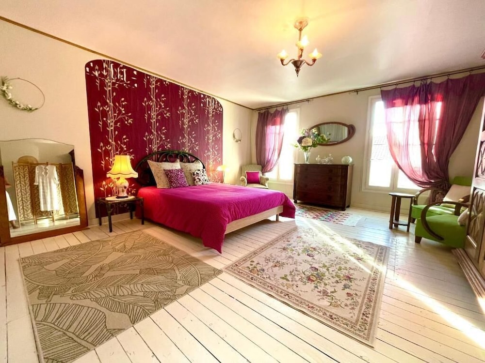 La Maison B view 3