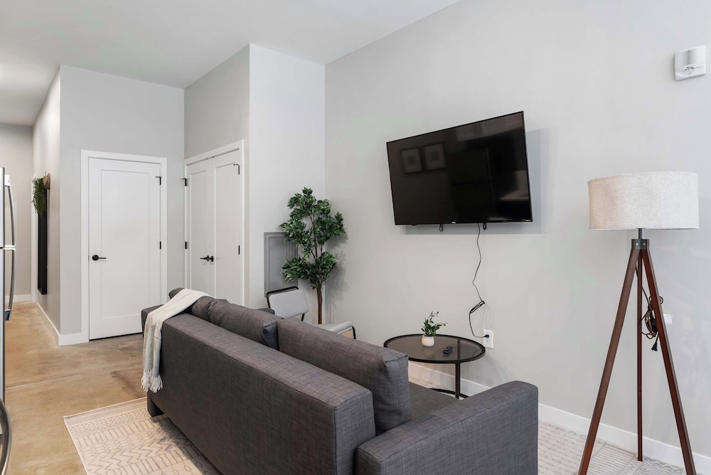 CozySuites at Textile