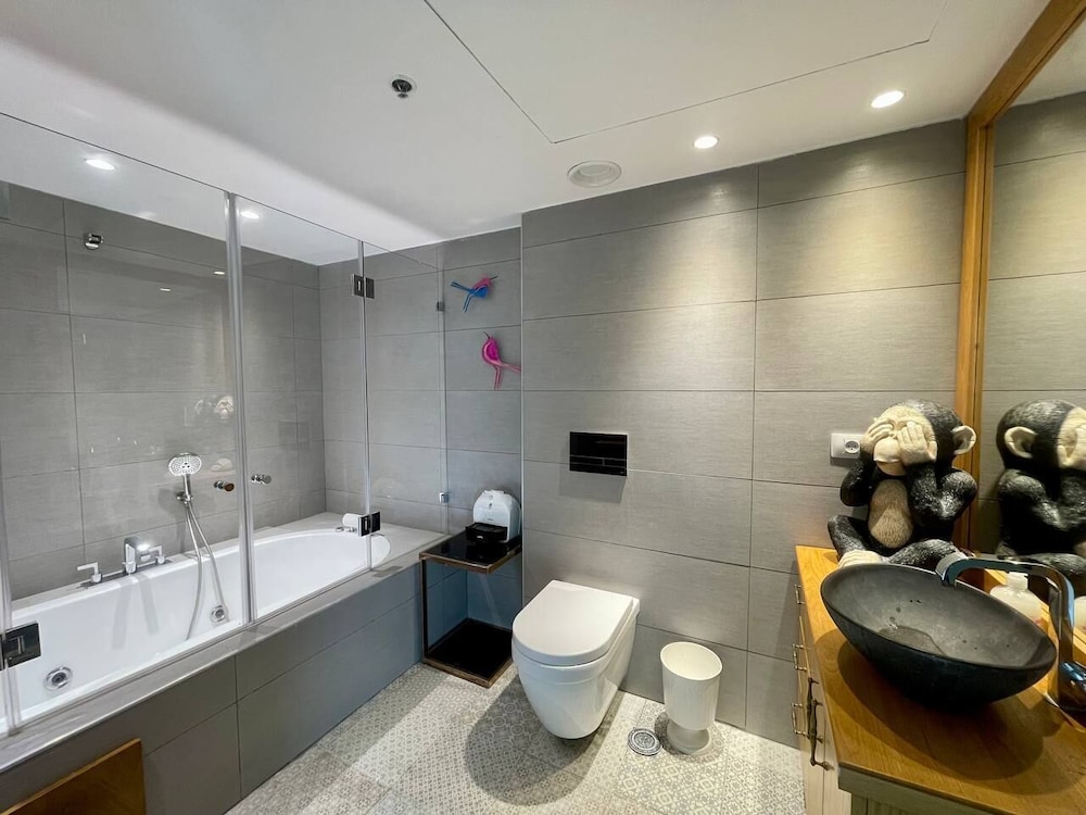 C Tower Apartments