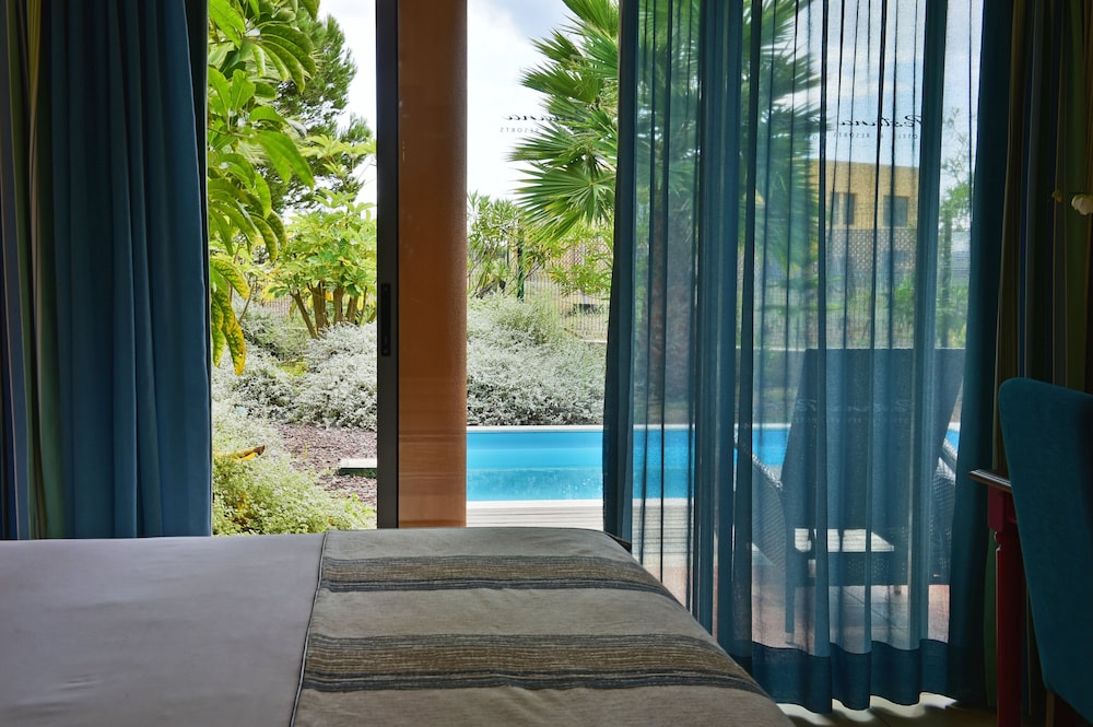 Porto Santo Vacations - Pestana Porto Santo Beach Resort  Spa - Property Image 13