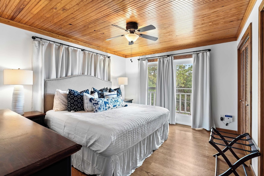 Porch Paradise by Avantstay Private Pool Seacrest