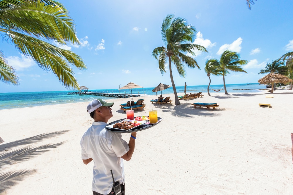 Pelican Reef Villas Resort