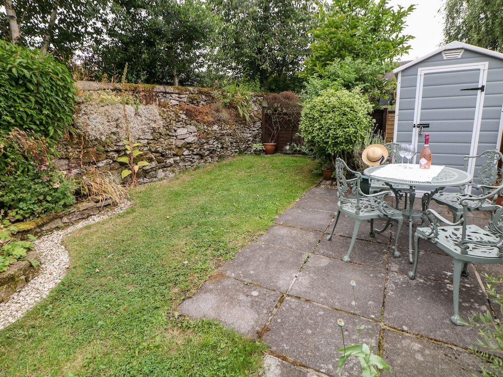 White Swan Cottage