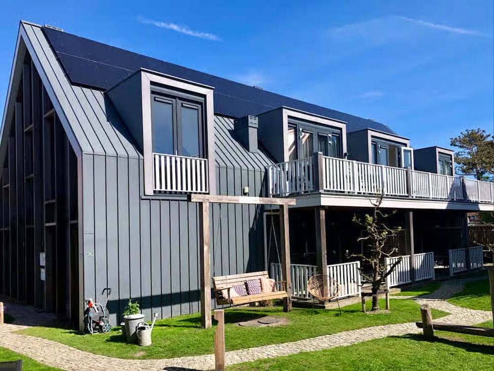 Ground Floor Lodge With Private Veranda