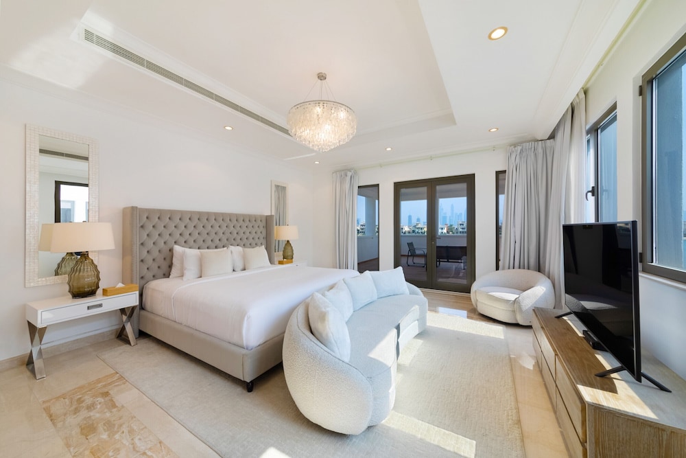 Beachfront Signature Villa - Mint Stay