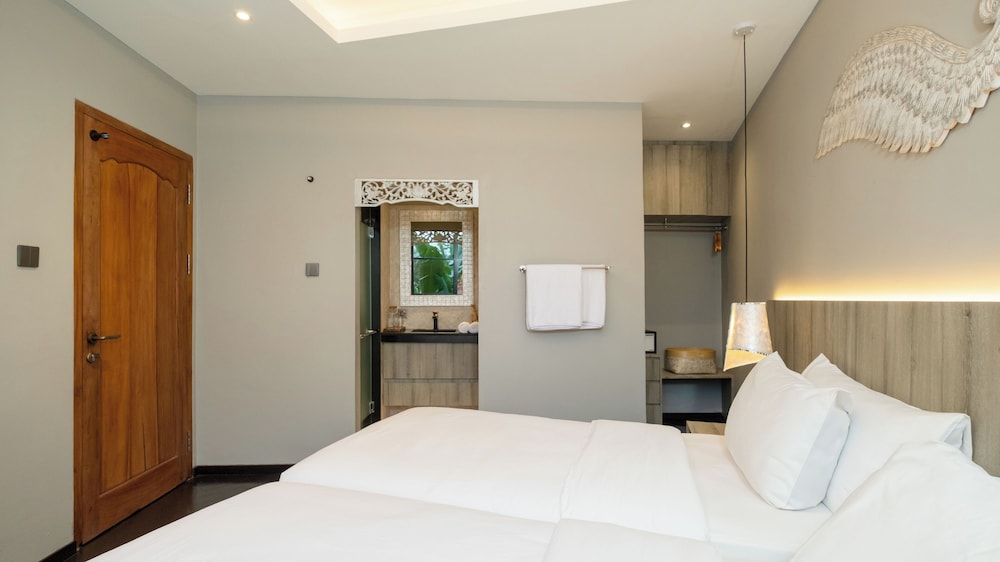 Baliris Villa V by Villa Finder
