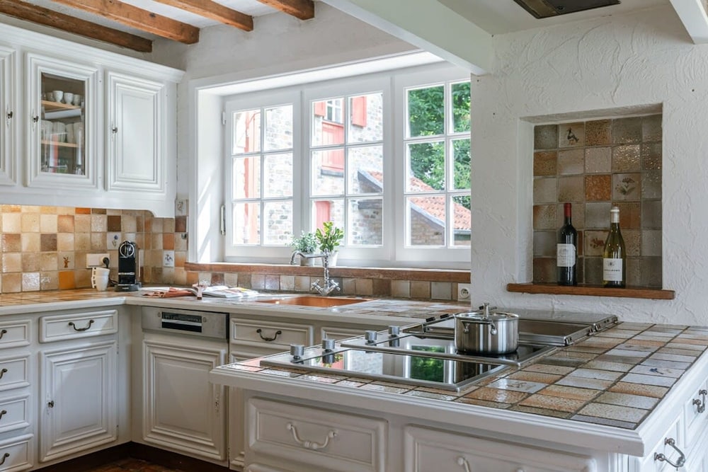 Authentic Villa Amore Located Near Bruges