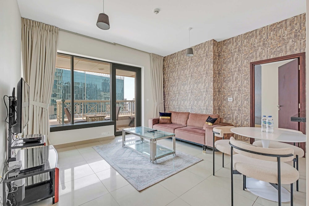 Bellavista- 1 Bedroom Apartment- 29 BLVD