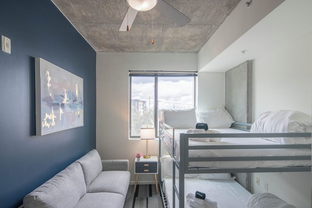 ROVE LIVING/KL - Roosevelt Point
