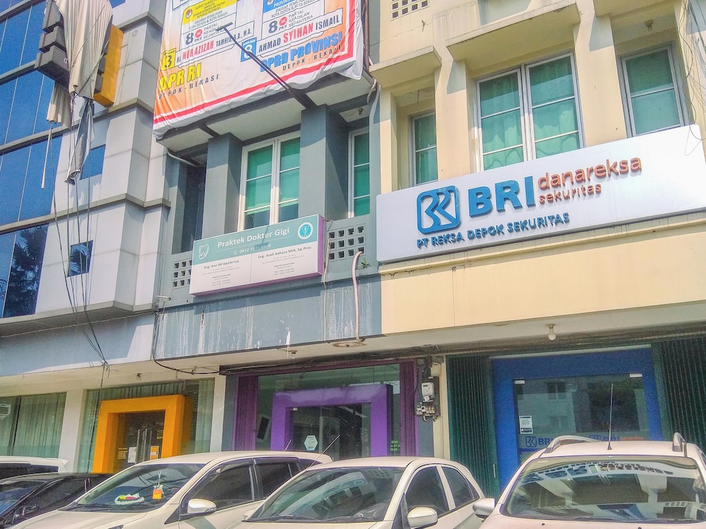 Good Deal Studio Apartment At Margonda Residence 1