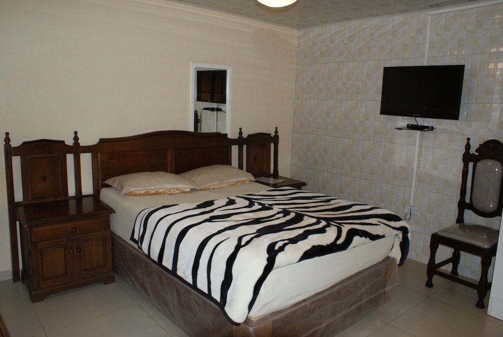 Premier Guest Lodge