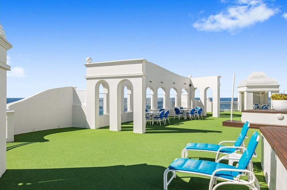 One BR Mediterranean Escape at Burleigh